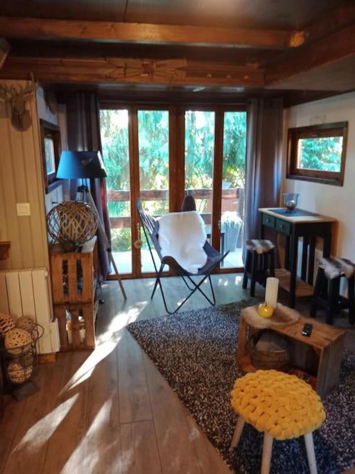 Micro Maison Isba Sedan Givonne Dış mekan fotoğraf
